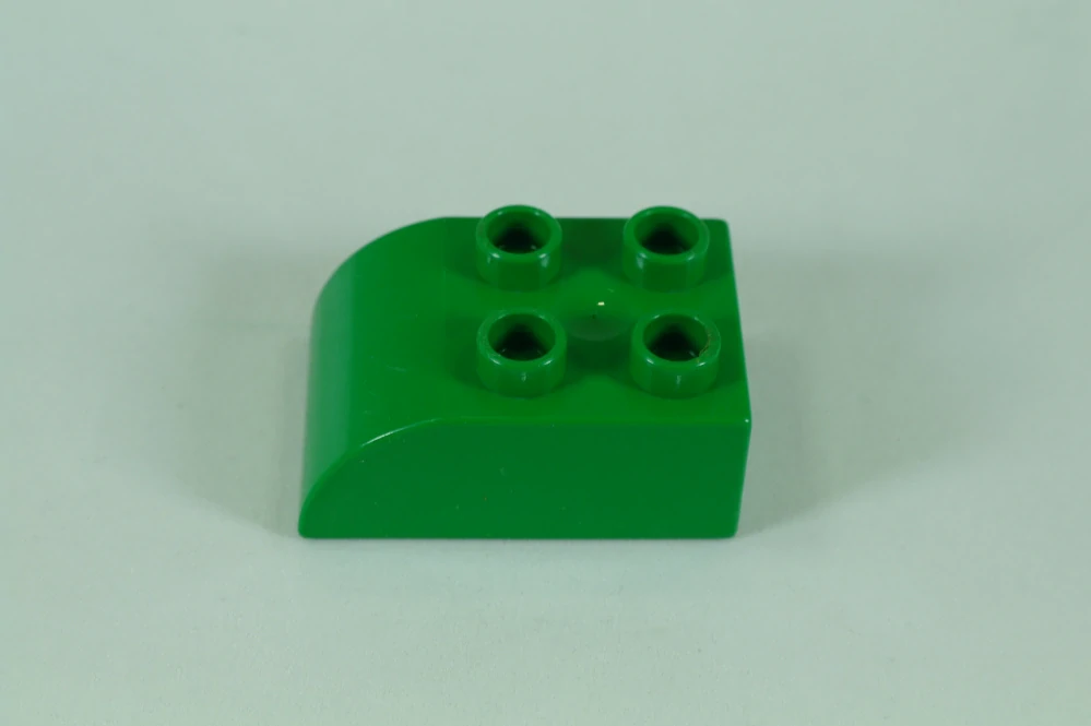 LEGO® DUPLO® cihla 2x3 se zakřivenou horní částí