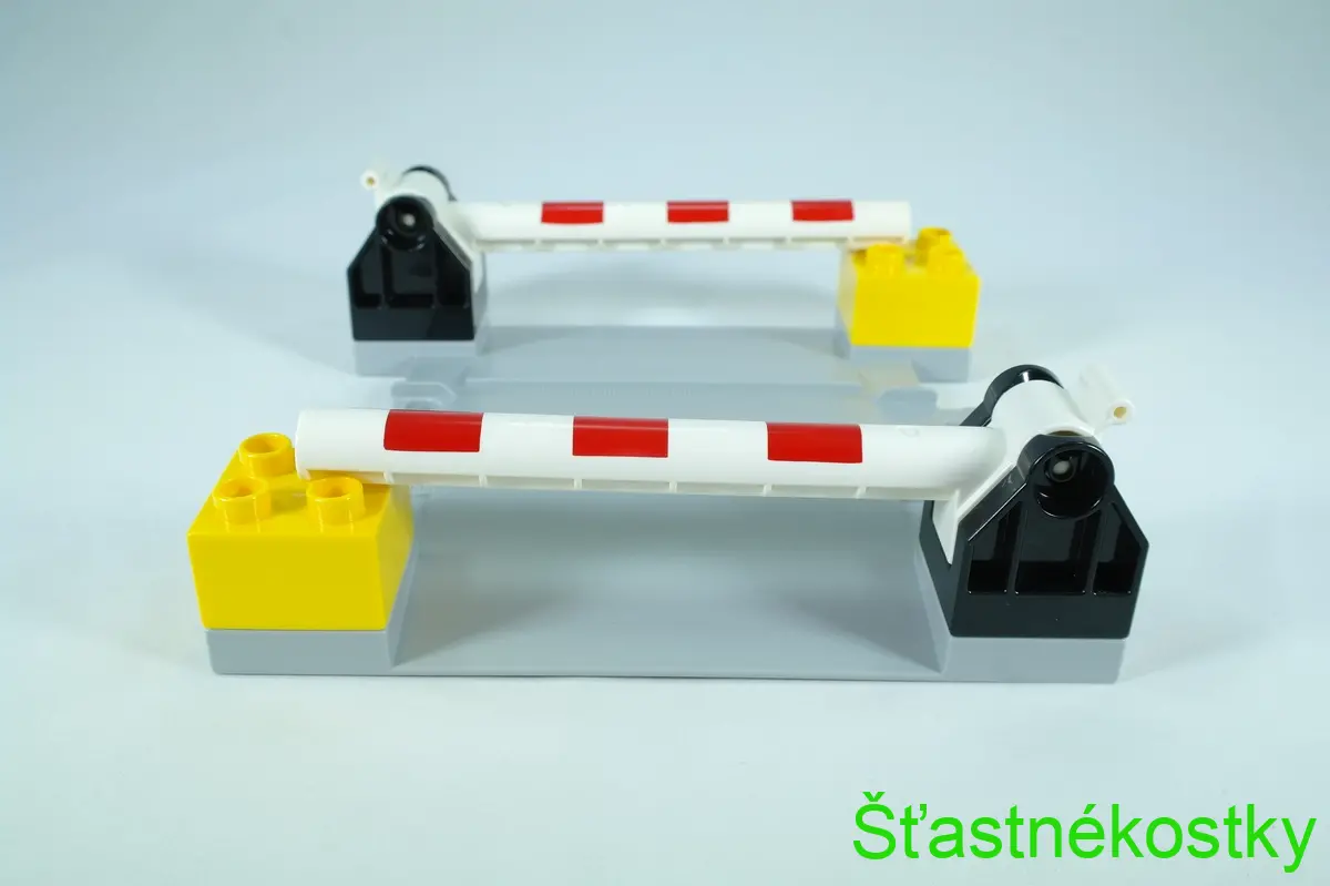 LEGO® DUPLO® přejezd se závorami
