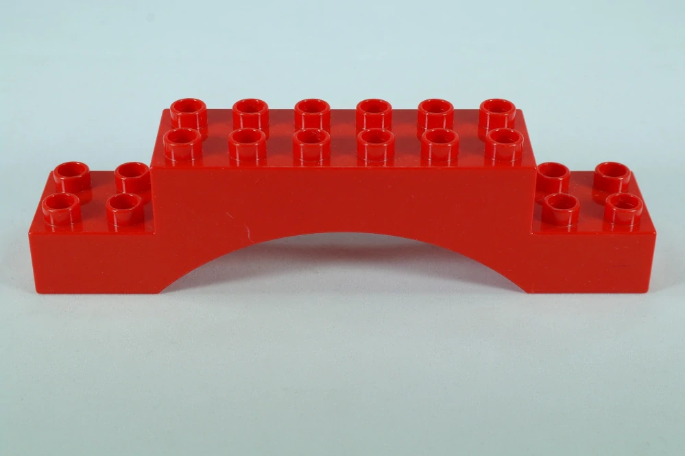 LEGO® DUPLO® cihla 2x10x2 oblouk - červený