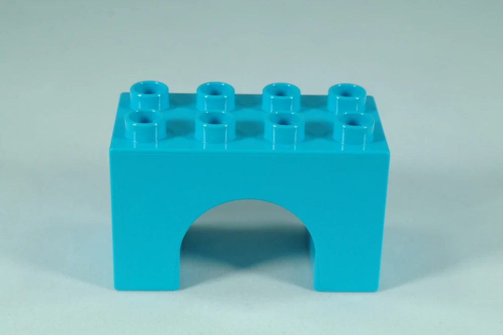 LEGO® DUPLO® kostka/cihla 2x4x2 oblouk - středně azurová