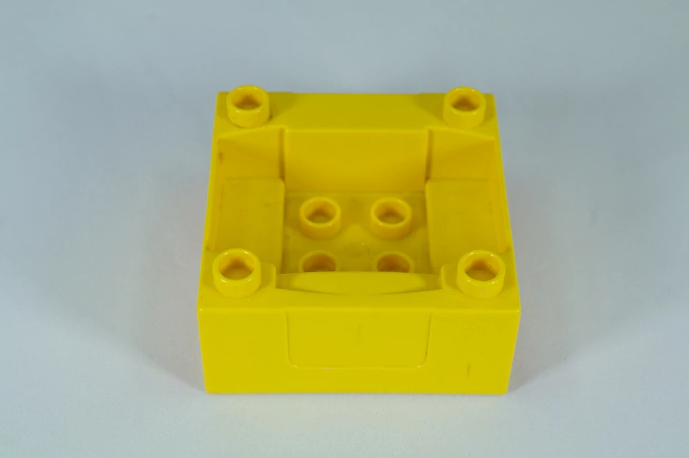 LEGO® DUPLO® základna vlakové kabiny/tendru s lokomotivním vzorem 83578
