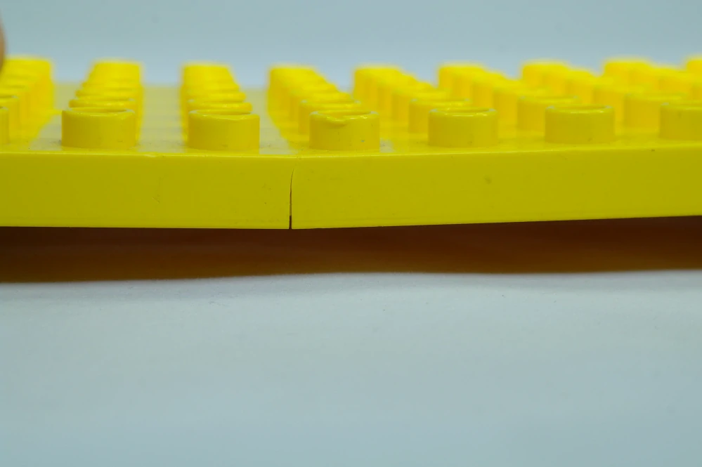 LEGO® DUPLO® deska 6x12 - žlutá POŠKOZENÁ