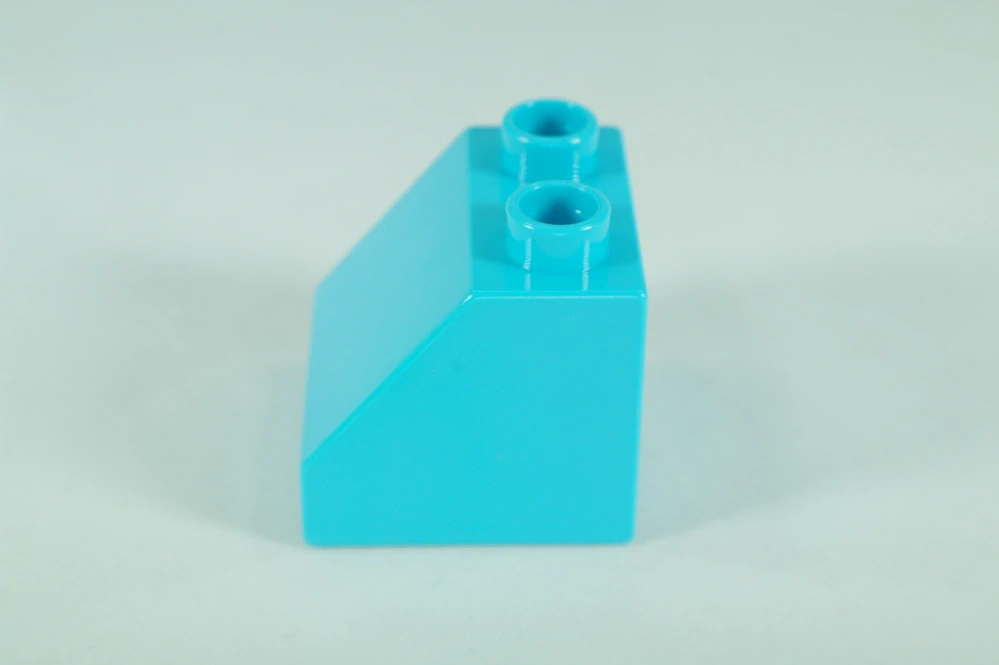 LEGO® DUPLO® cihla 2x2x1 1/2 sklon 45°