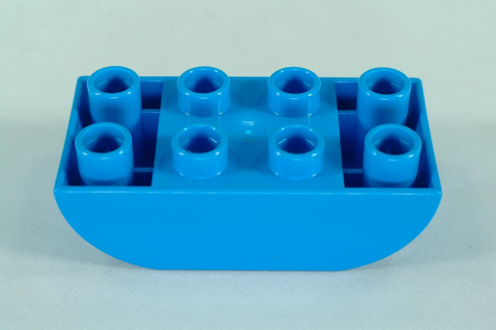LEGO® DUPLO® cihla 2x4 sklon zakřivený obrácený dvojitý