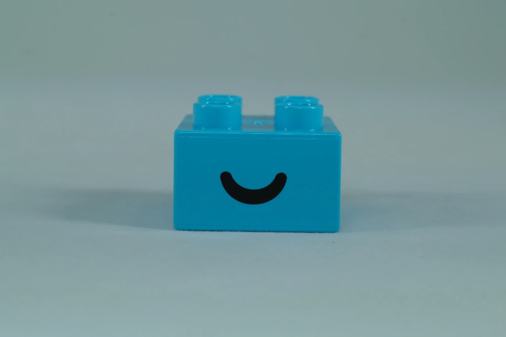 LEGO® DUPLO® cihla 2x2 se vzorem otevřeného a zavřeného oka