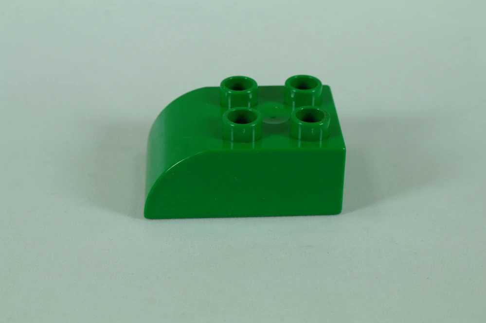 LEGO® DUPLO® cihla 2x3 se zakřivenou horní částí