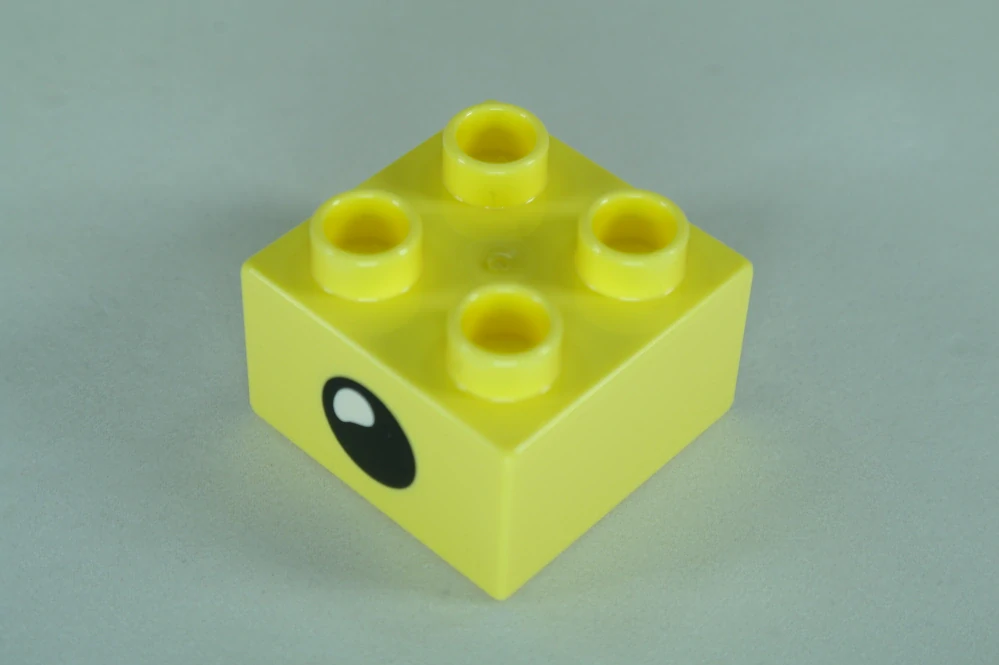 LEGO® DUPLO® cihla 2x2 se vzorem otevřeného a zavřeného oka