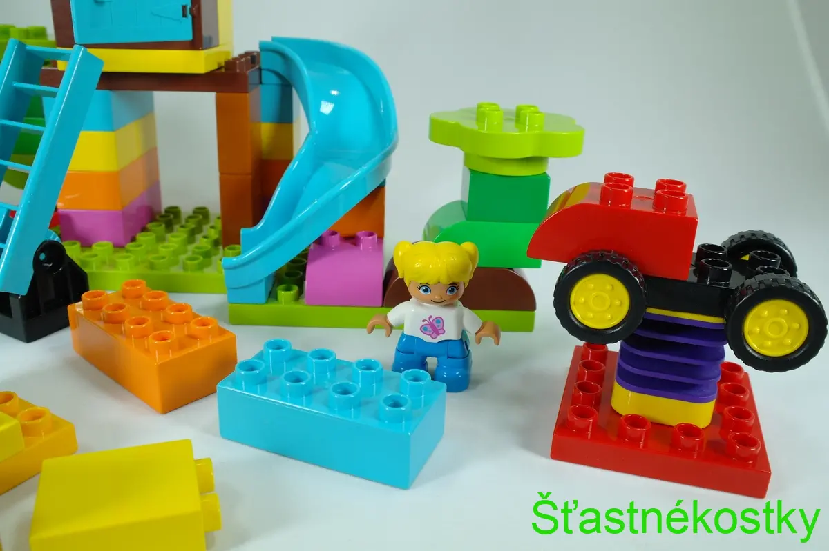 LEGO® DUPLO® 10864 Velký box s kostkami na hřiště