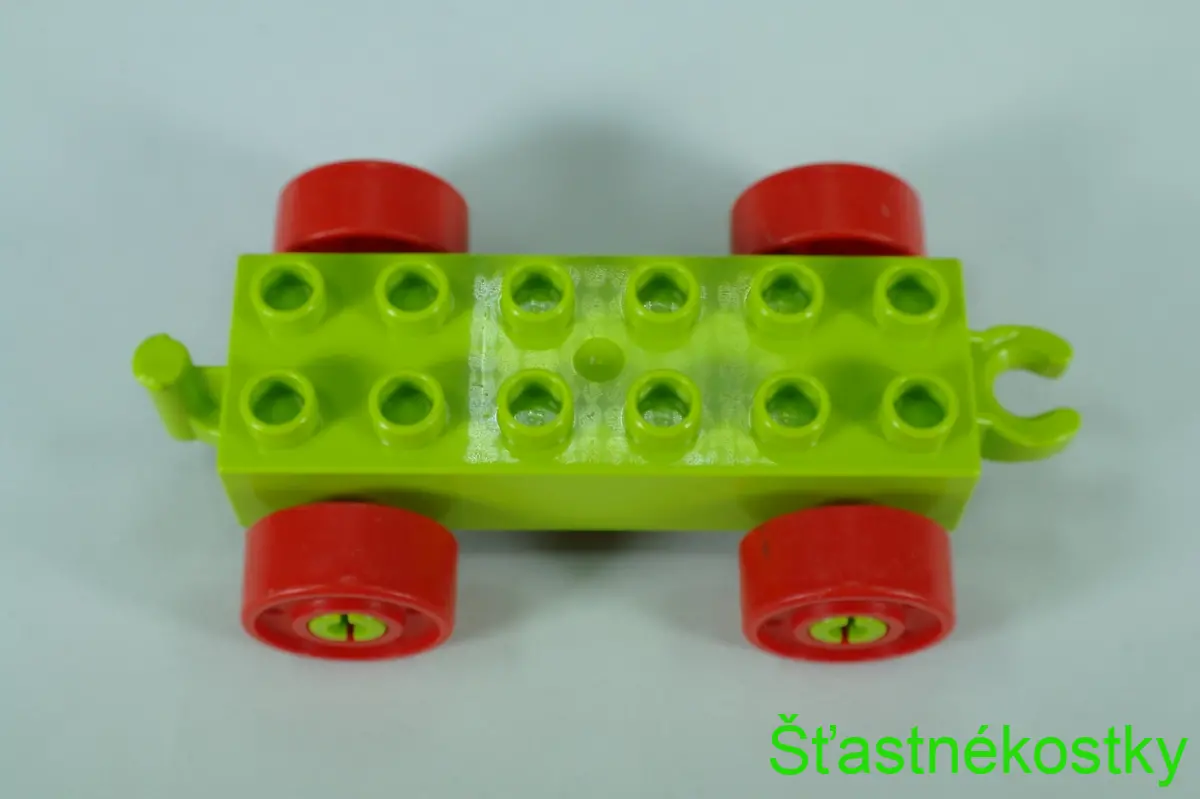 LEGO® DUPLO® základ vozu 2x6 limetka s červenými koly s šrouby a otevřeným koncem závěsu