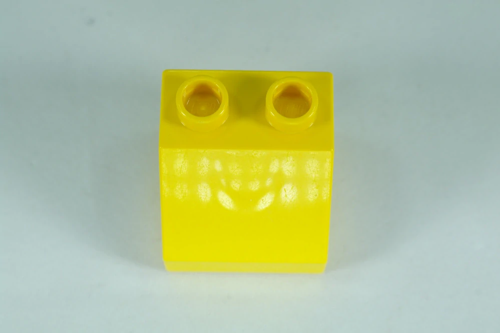 LEGO® DUPLO® cihla 2x2x1 1/2 sklon 45° - s oknem s motivem chlapce a dívky