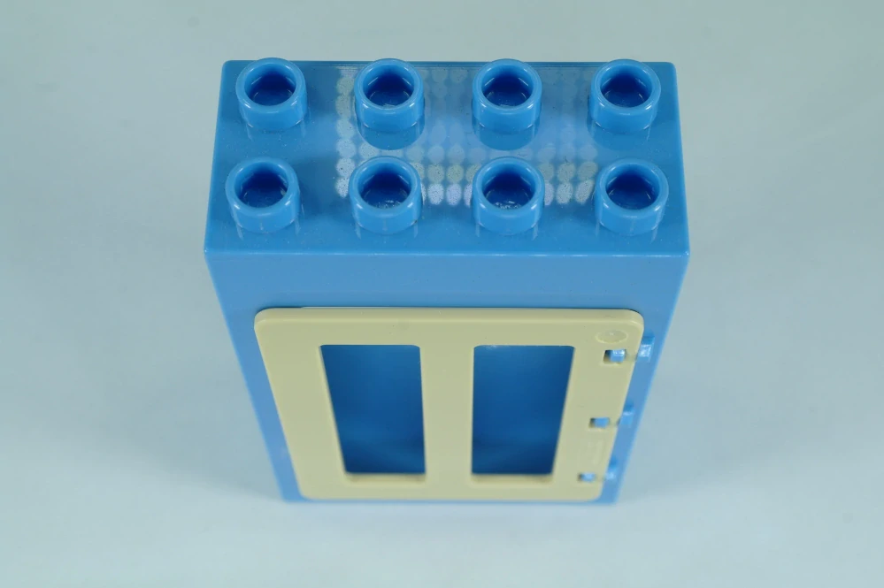 LEGO® DUPLO® okno, dveře. Dveřní/okenní rám 2x4x5 středně modrý, tan okenice.