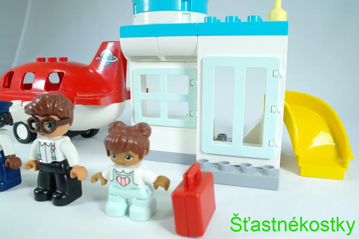 LEGO® DUPLO® 10961 Letadlo a letiště