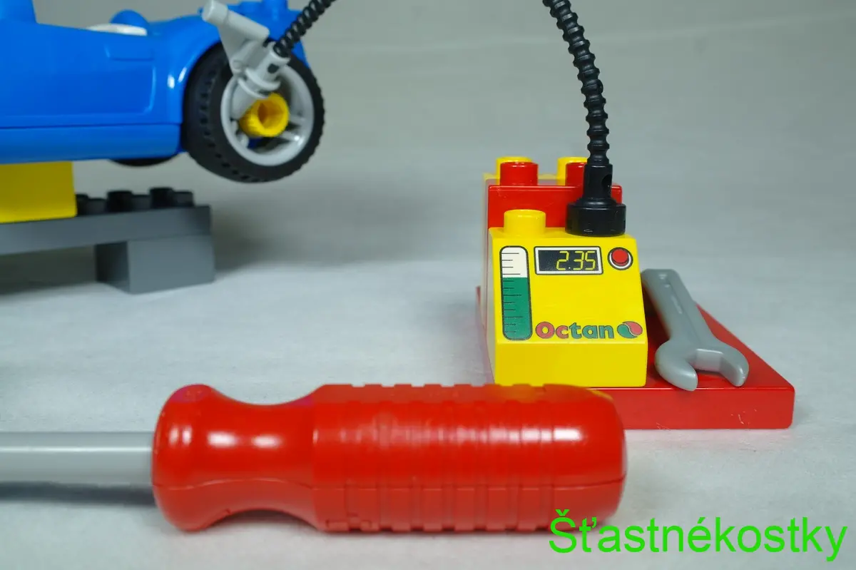 LEGO® DUPLO® 5640 Benzínová stanice