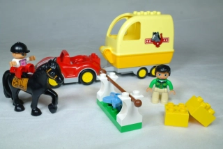 LEGO® DUPLO® 10807 Přívěs pro koně
