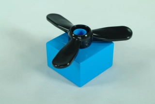 LEGO® DUPLO® kostka/cihla 2x2 s čepem a vrtulí