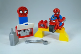 LEGO® DUPLO® 10607 Spider-manova dílna s motorkou