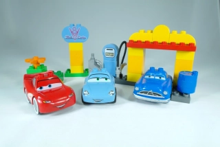 LEGO® DUPLO® 5815 Čerpací stanice Flo
